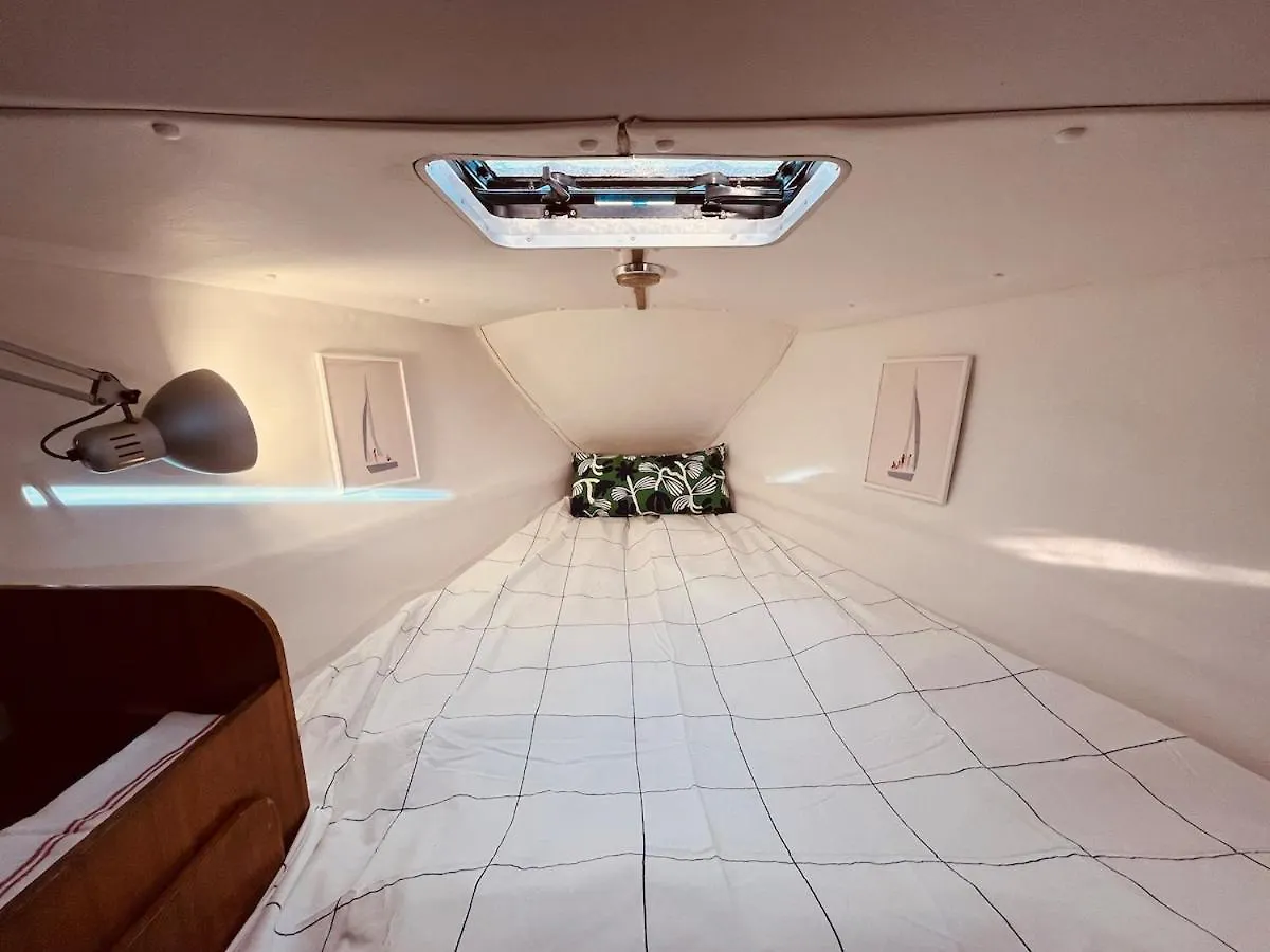 Bacus - Your Floating Hideaway In Lisbon 0*,